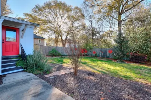 Exterior - 120 Mill St #B, Monroe, GA 30655 photo 2 of 3