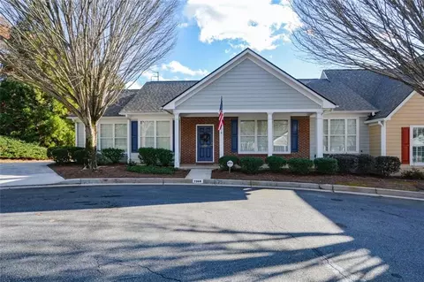 2368 Barrett Cottage #17, Marietta, GA 30066