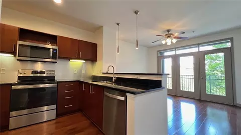 390 17th St NW #4037, Atlanta, GA 30363