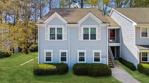 6041 Coventry Cir, Alpharetta, GA 30004