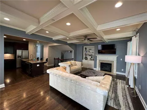 2114 Westhill Dr, Smyrna, GA 30082