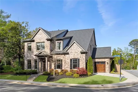 1720 Barclay Close NW, Atlanta, GA 30318