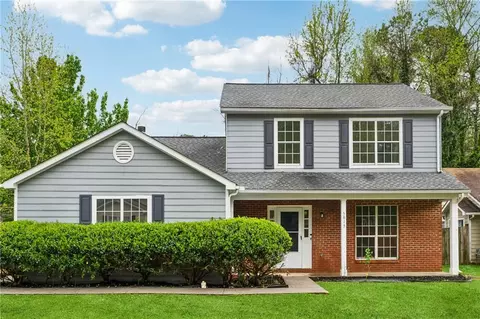 5615 Crystal Hl, Stone Mountain, GA 30088