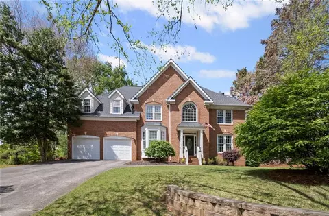 5628 Fallsbrook Knl NW, Acworth, GA 30101