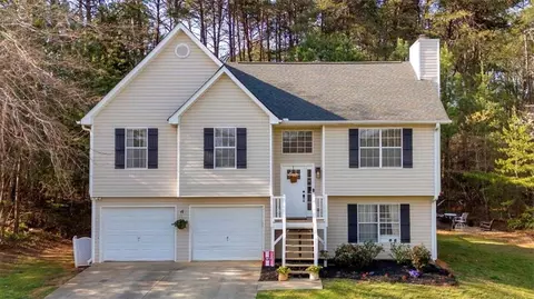 24 Oak Grove Ln, Adairsville, GA 30103