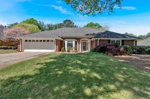 230 Stepping Stone Dr, Alpharetta, GA 30004