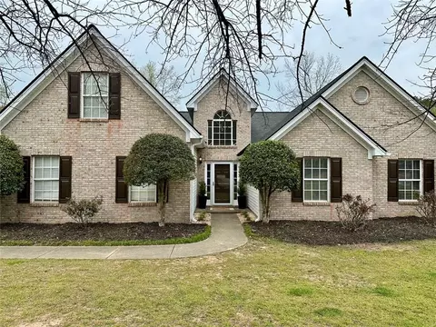 2814 Michelle Lee Dr, Dacula, GA 30019