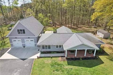 15425 Thompson Rd, Milton, GA 30004