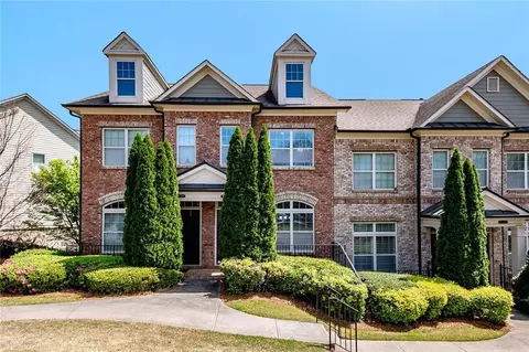 7620 Stoneridge Dr, Atlanta, GA 30328