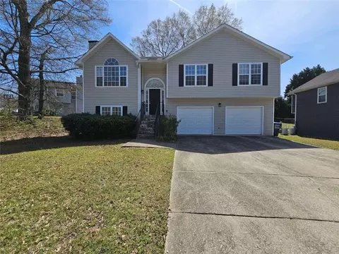 5922 Graywood Cir, Mableton, GA 30126