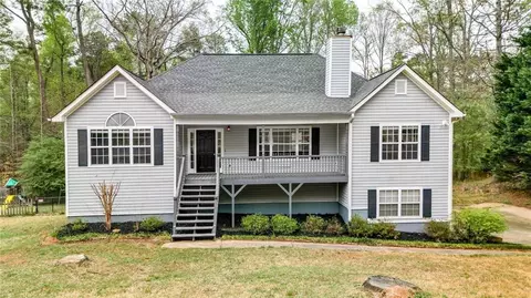 176 Spring Ridge Dr, Dallas, GA 30157