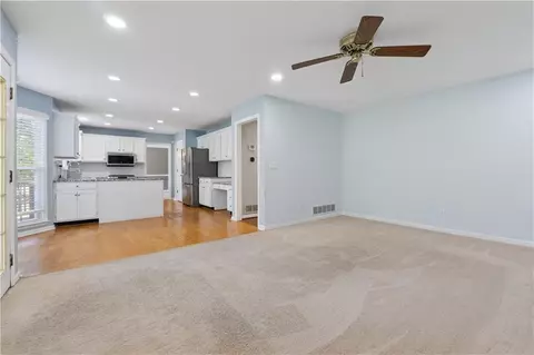 Living - 1075 Pebble Bend Dr, Grayson, GA 30017 photo 4 of 5