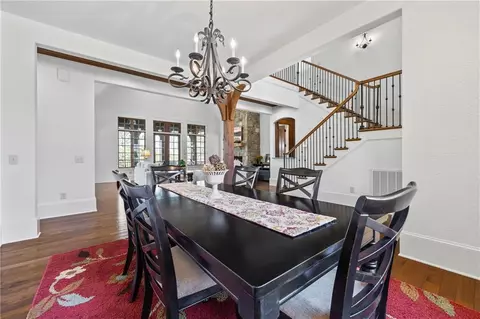 Dining - 80 Cottage Ln, Toccoa, GA 30577 photo 2 of 3
