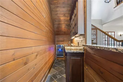 Entry Way - 80 Cottage Ln, Toccoa, GA 30577 photo 2 of 9
