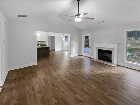 Living - 828 Bethany Estates Dr, Monroe, GA 30655 photo 3 of 3