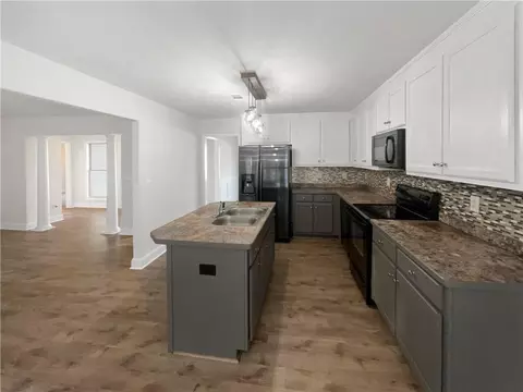 Kitchen - 828 Bethany Estates Dr, Monroe, GA 30655 photo 1 of 1