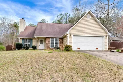 1722 Tipperary Cir, Monroe, GA 30656