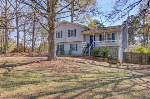 3991 Summer Pl, Snellville, GA 30039