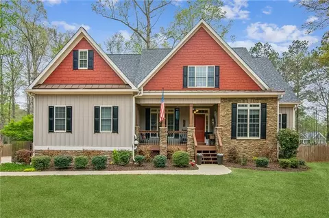 310 Rebecca St, Hoschton, GA 30548