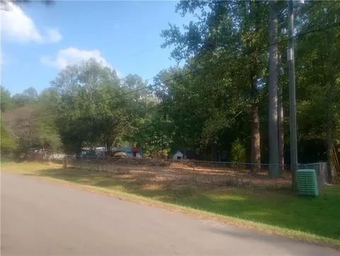 75 Luther Cir, Villa Rica, GA 30180