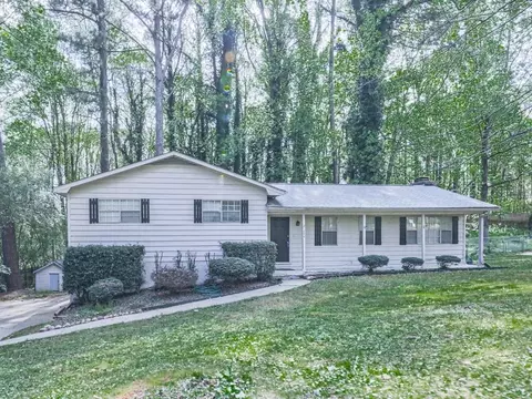 1090 Tanglewood Trl, Woodstock, GA 30189