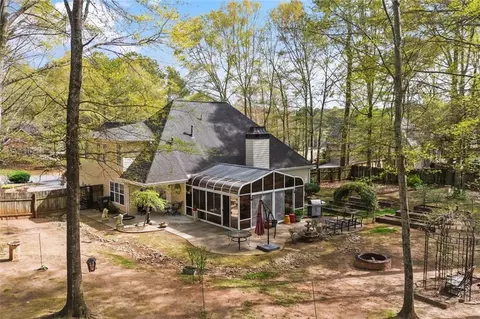 Exterior - 2019 Windfield Dr, Monroe, GA 30655 photo 4 of 17