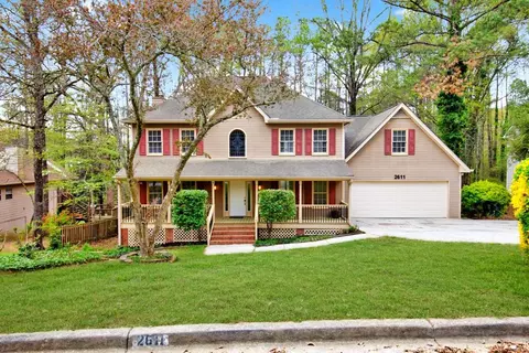 2611 Rock Point Ln, Snellville, GA 30039