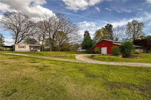 35 Tims St, Carrollton, GA 30117