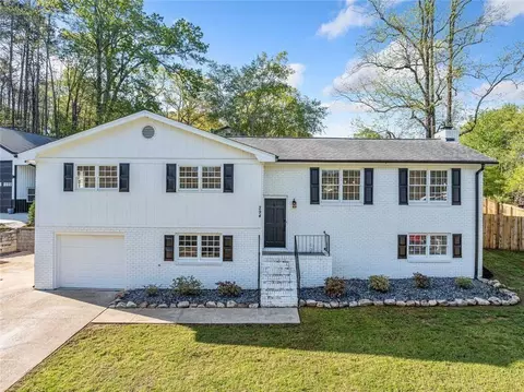 294 Arnold Mill Rd, Woodstock, GA 30188