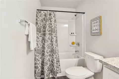 Bath - 6367 Towhee Way, Morrow, GA 30260 photo 2 of 3