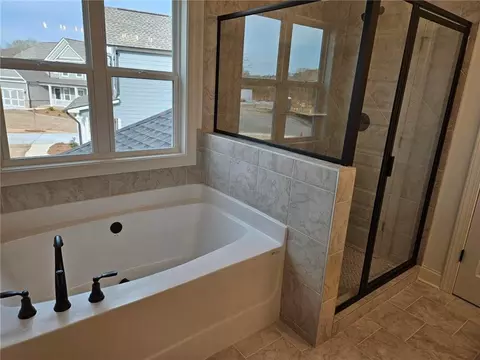 Bath - 593 Calgary Downs Dr, Winder, GA 30680 photo 3 of 3