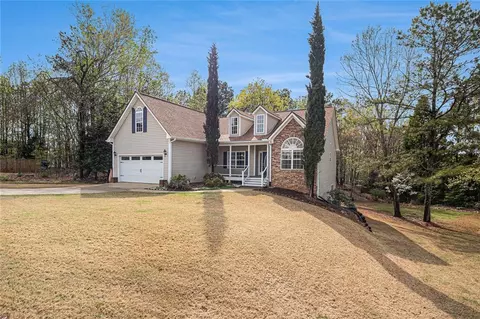 6529 Sundial Ave, Flowery Branch, GA 30542
