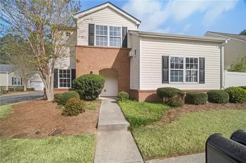 612 Windcroft Cir NW, Acworth, GA 30101