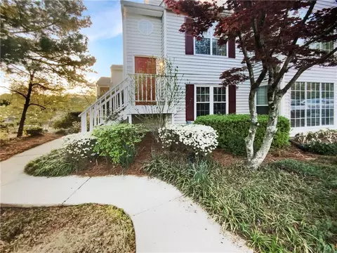 110 Glenleaf Dr, Peachtree Corners, GA 30092