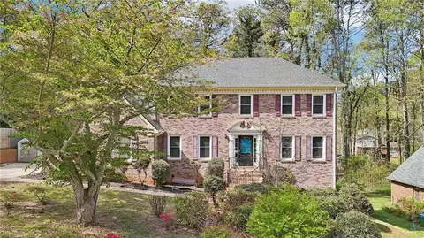 1175 Parkview Way SW, Lilburn, GA 30047