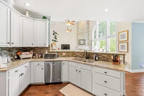 3541 Haddon Hall Dr, Buford, GA 30519 photo 25