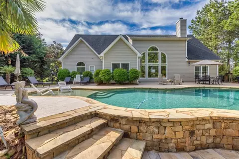3541 Haddon Hall Dr, Buford, GA 30519 photo 10