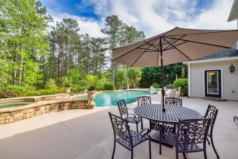 3541 Haddon Hall Dr, Buford, GA 30519 photo 7