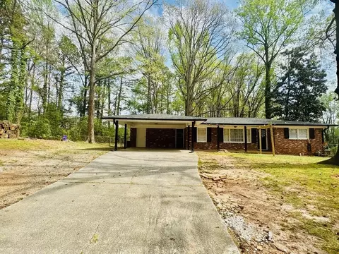 3947 Pleasant Trl, Doraville, GA 30340