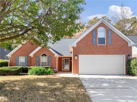 202 Meridian Dr, Stockbridge, GA 30281