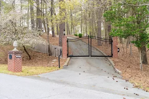 4036 Gunnin Rd, Peachtree Corners, GA 30092
