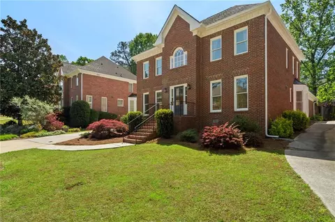 2849 Livsey Woods Dr, Tucker, GA 30084