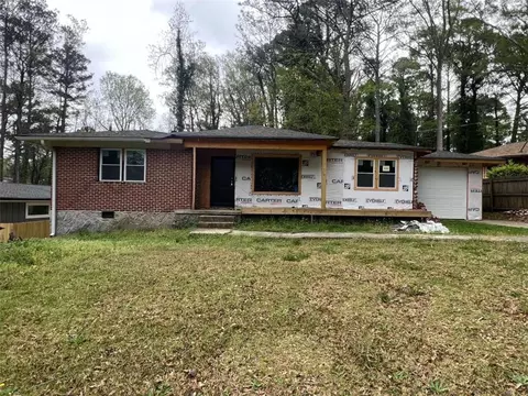 852 Laurelmont Dr, Atlanta, GA 30311