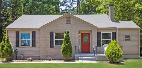 2115 Pinehurst Dr, East Point, GA 30344