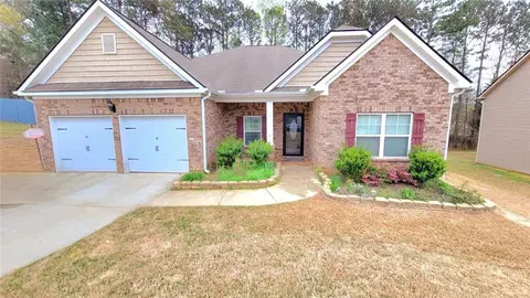 113 Citadel Dr, Hampton, GA 30228