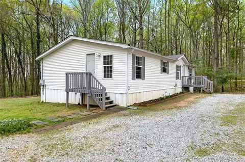 896 Jefferson River Rd, Jefferson, GA 30549