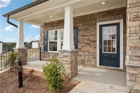 414 Mulberry Creek Ct, Pendergrass, GA 30567