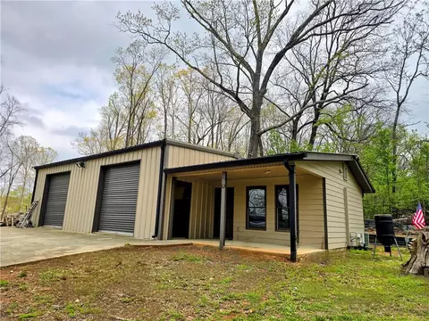 300 Outlaw Rdg, Canton, GA 30115