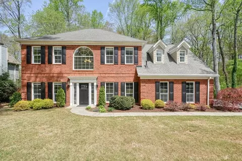 1010 Allenbrook Ln, Roswell, GA 30075