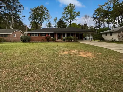 1899 Stratford Arms Dr, Morrow, GA 30260